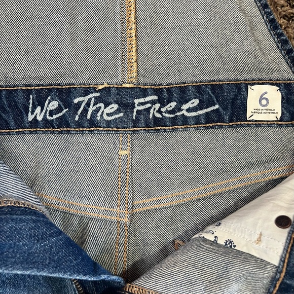 FreePeople WE THE FREE:Sun-kissed Short Overalls - Picture 9 of 11